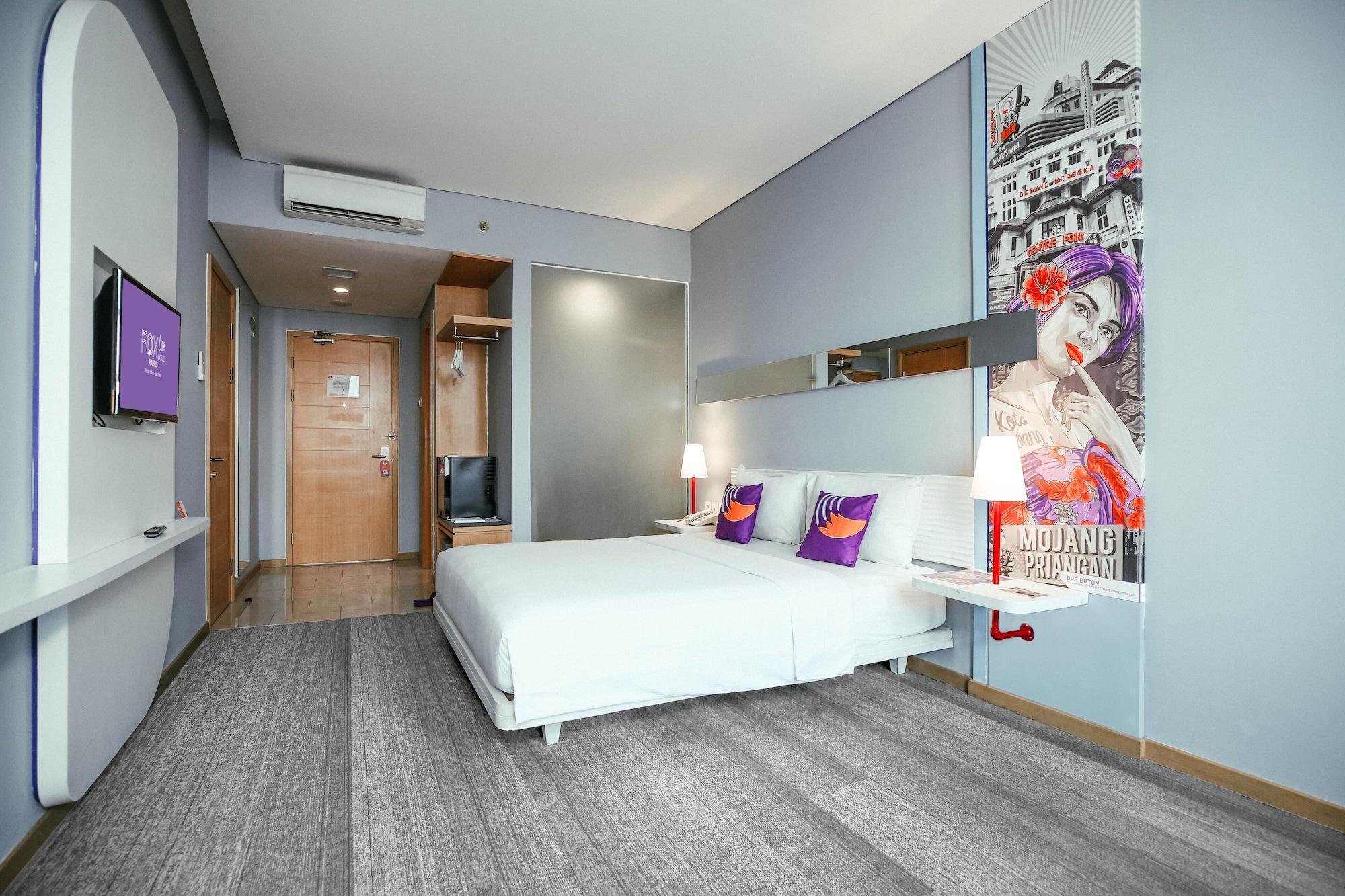 Fox Lite Hotel Metro Indah - Бандунг Экстерьер фото