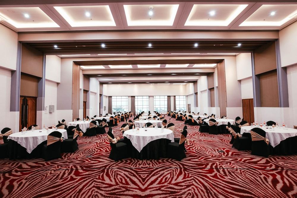 Fox Lite Hotel Metro Indah - Бандунг Экстерьер фото