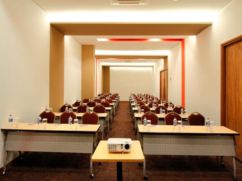 Fox Lite Hotel Metro Indah - Бандунг Экстерьер фото