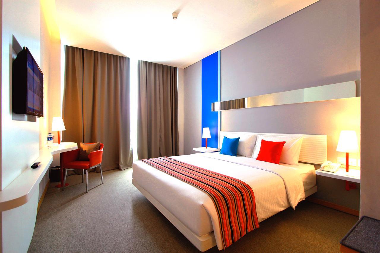 Fox Lite Hotel Metro Indah - Бандунг Экстерьер фото